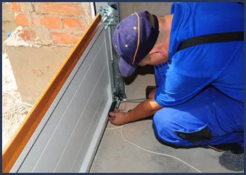 Neighborhood Garage Door Woodmere, NY 516-960-3289 - cont-door-instiallation-t-22-gr-23m